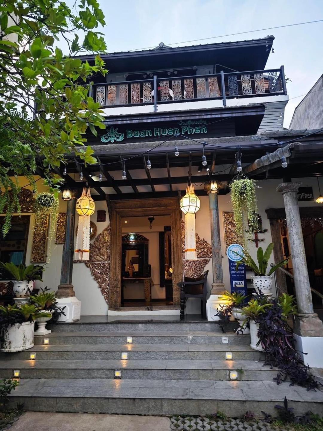 Hotel Baan Huenphen Chiang Mai